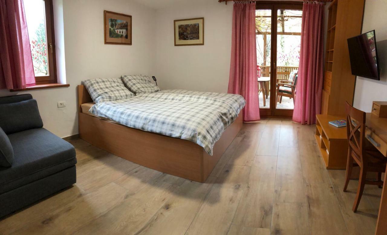 Apartments Kamp Podgrad Vransko Extérieur photo